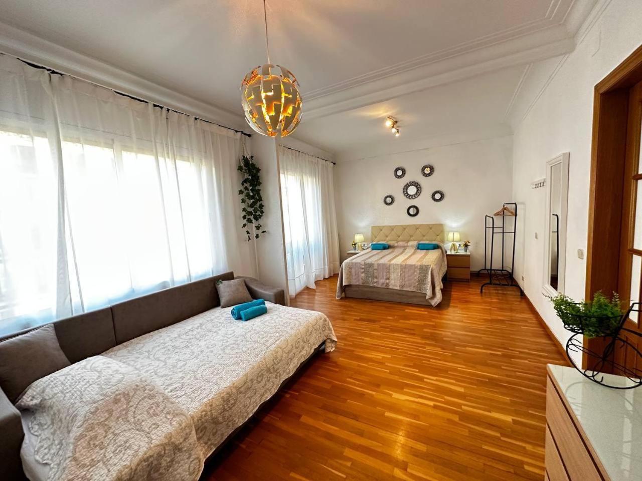 Habitaciones Acogedoras 巴塞罗那 外观 照片