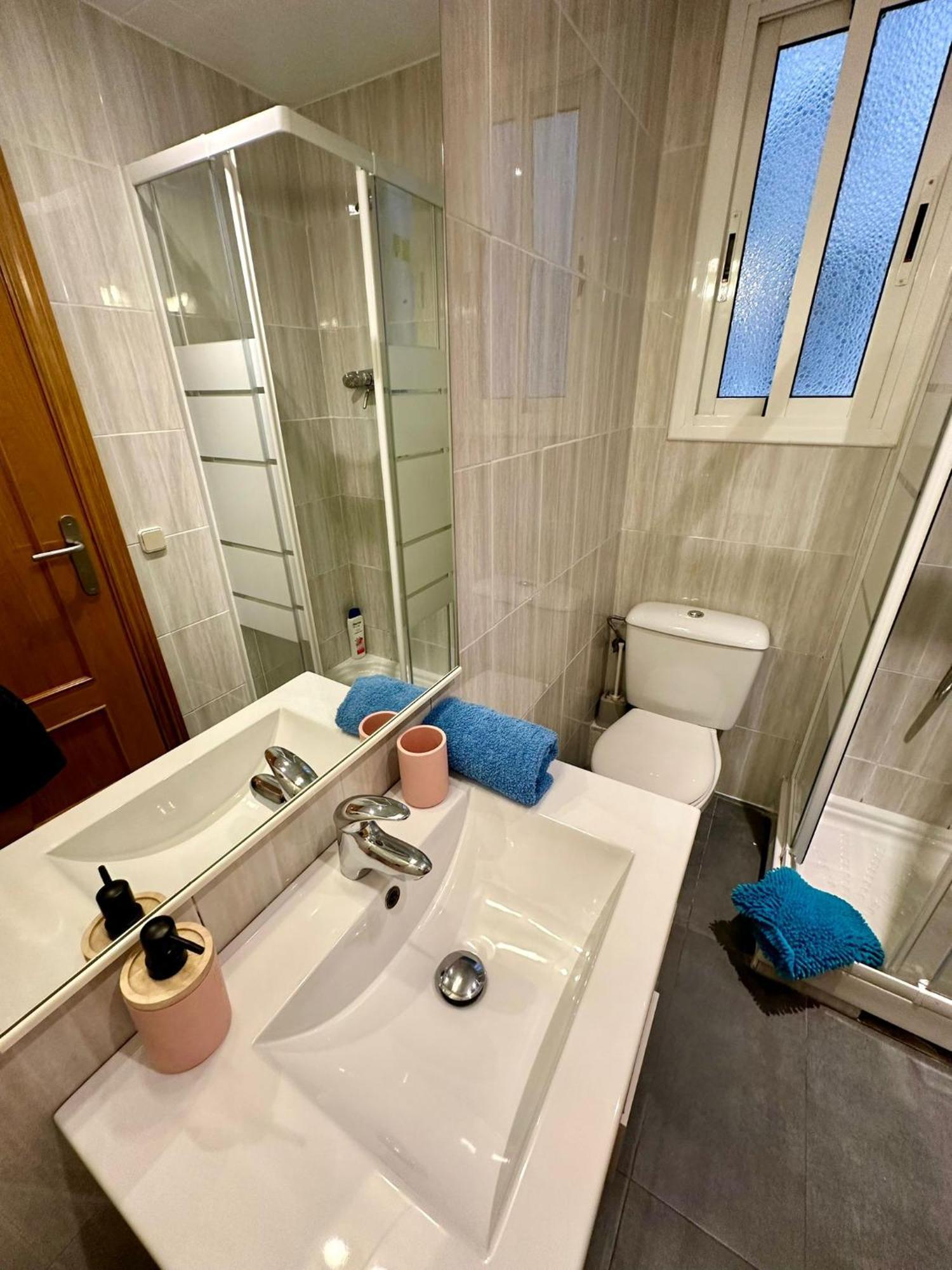 Habitaciones Acogedoras 巴塞罗那 外观 照片