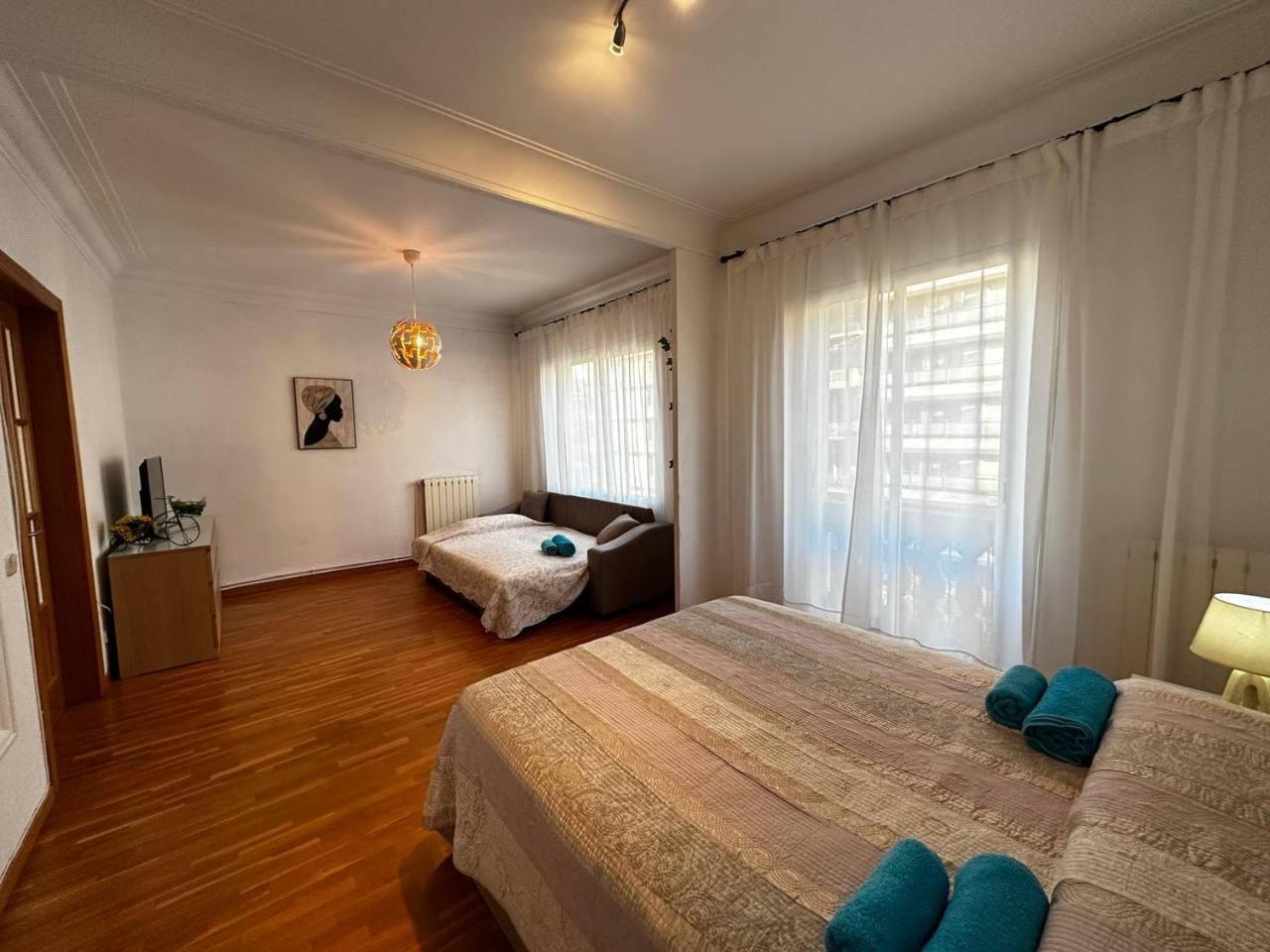 Habitaciones Acogedoras 巴塞罗那 外观 照片